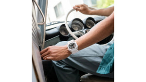 Reloj Casio G-SHOCK - GA - 900AS - 7A - Plástico de Hombre