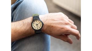 Reloj Casio MW - 240B - 3BV Tela sintética de Hombre