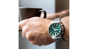 Reloj Casio Edifice EFV - C120D - 3A Metálico de Hombre