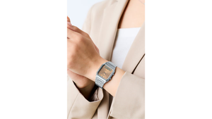 Reloj Casio AQ - 230A - 4AM Metálico Unisex