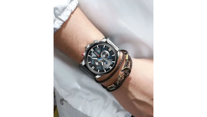Reloj Curren 8346 Negro/Plateado - Cuero de Hombre