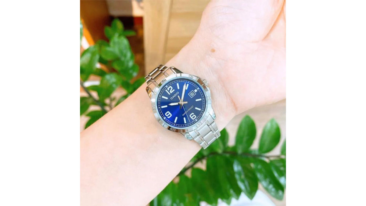 Reloj Casio LTP - V004D - 2B - Metálico de Mujer