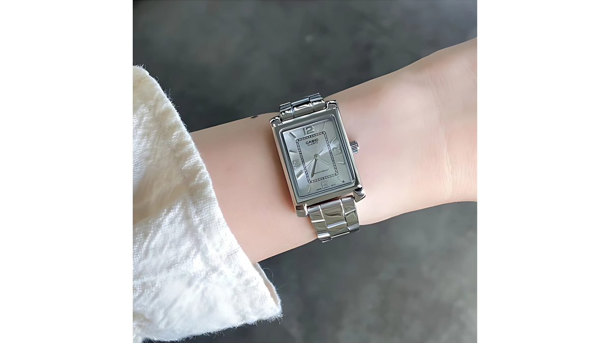 Reloj Casio LTP - 1234DD - 7A Metálico de Mujer