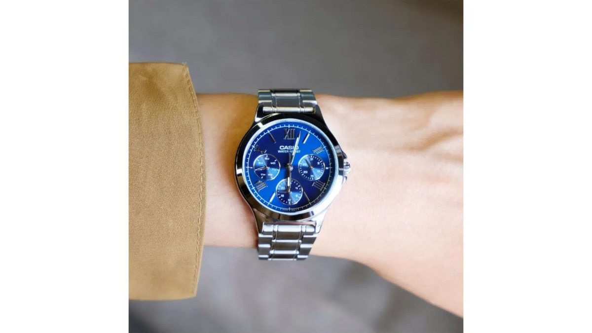 Reloj Casio LTP - V300D - 2A2 Metálico de Mujer
