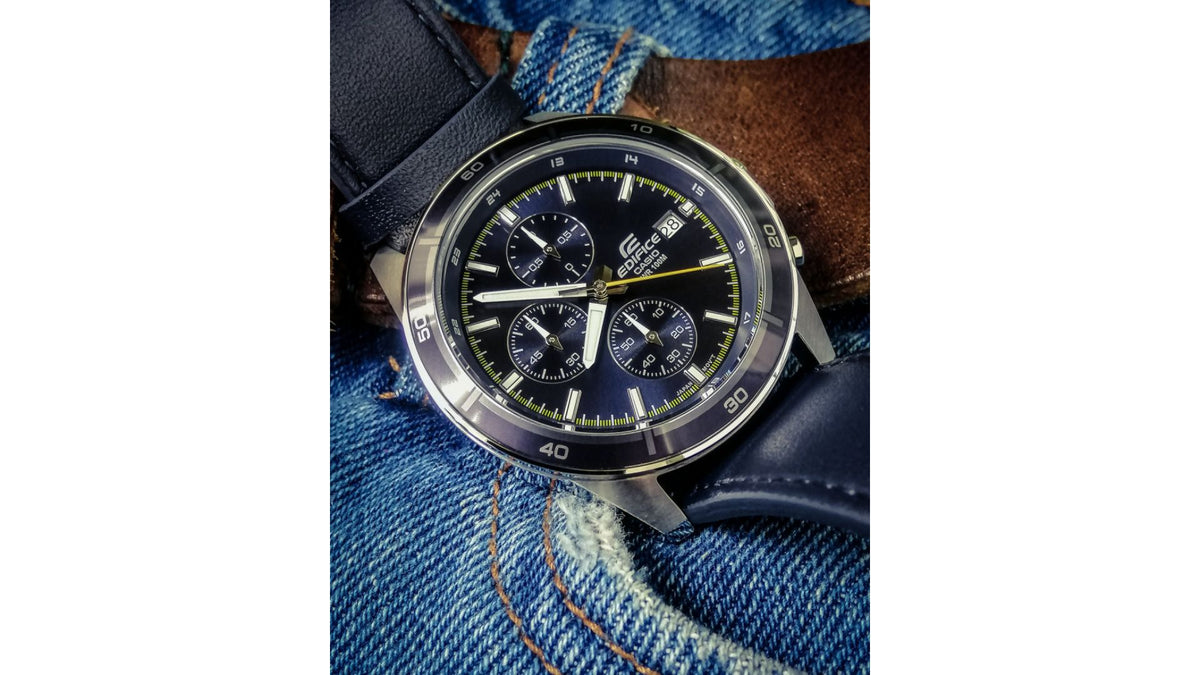 Reloj Casio Edifice EFR - 526L - 2C Cuero de Hombre
