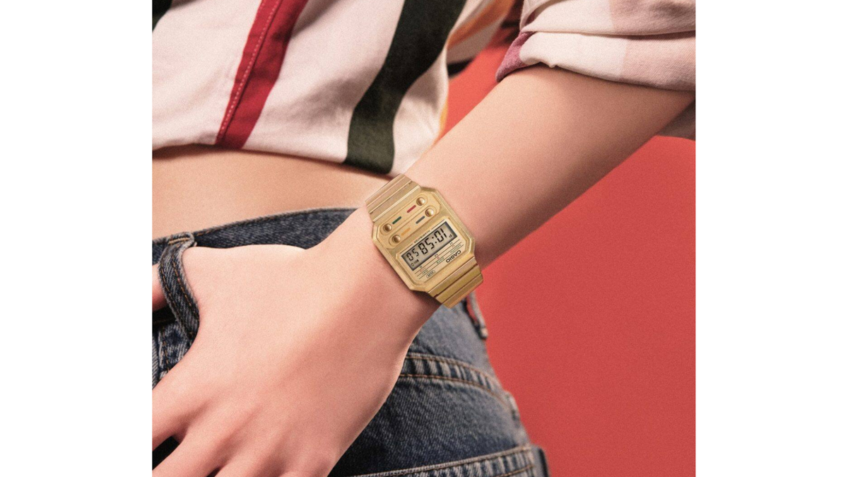 Reloj Casio A100WEG - 9A Metálico de Mujer