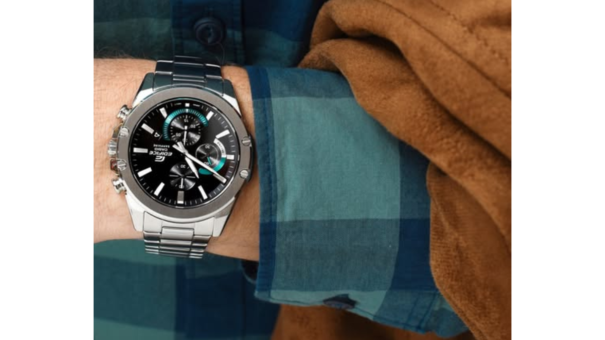 Reloj Casio Edifice EFR - S567D - 1AV Metálico de Hombre