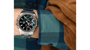 Reloj Casio Edifice EFR - S567D - 1AV Metálico de Hombre