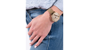 Reloj Guess GW0477L2 Metálico de Mujer