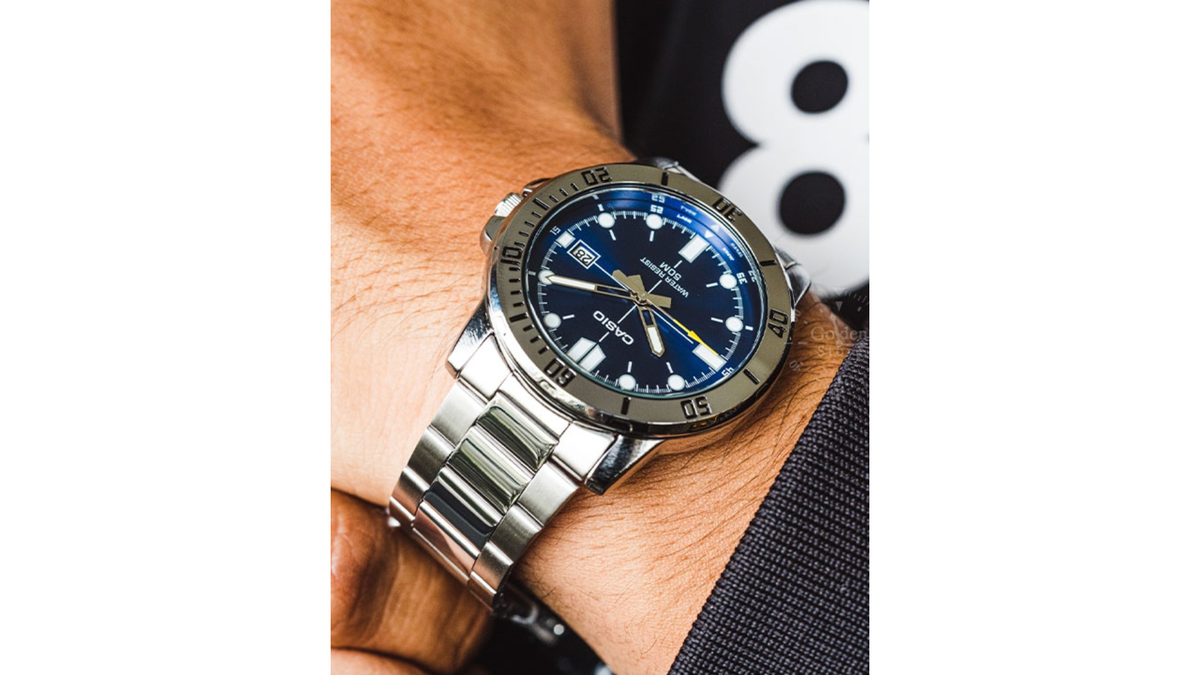 Reloj Casio MTP - VD01D - 2E Metálico de Hombre