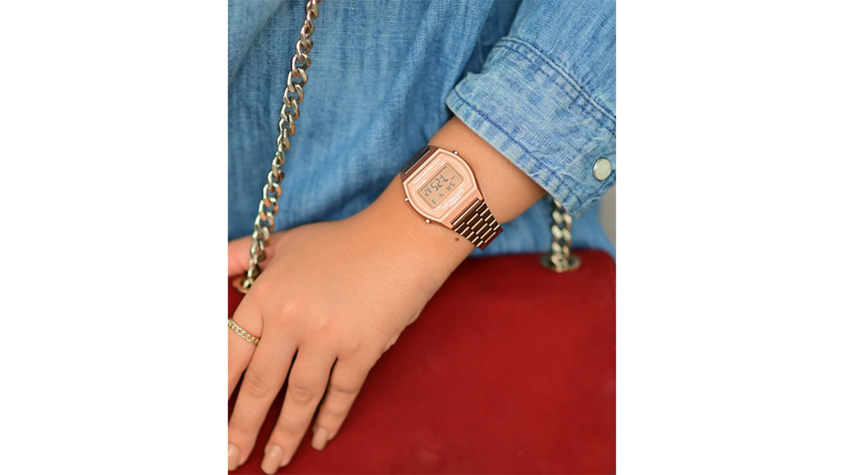 Reloj Casio B640W - 5ADF Retro - Metálico de Hombre